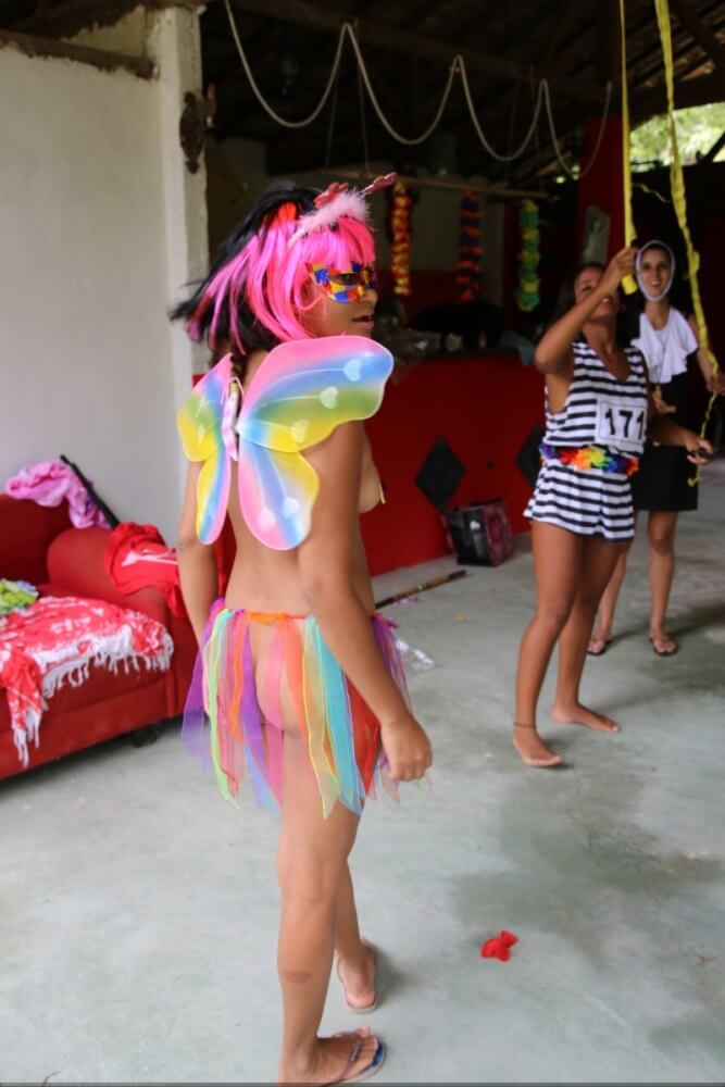 Tropical carnival photo gallery - Naturism as a lifestyle