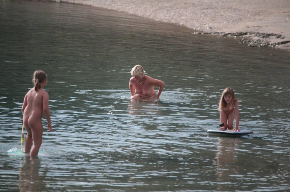Naturism photo gallery # 14 - They value simplicity and naturalness, and encourage people not to feel self-conscious about being naked