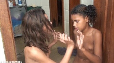 Fun Tropical Activity 1 Full HD video - The practice of nudism promotes freedom from fears and insecurities
