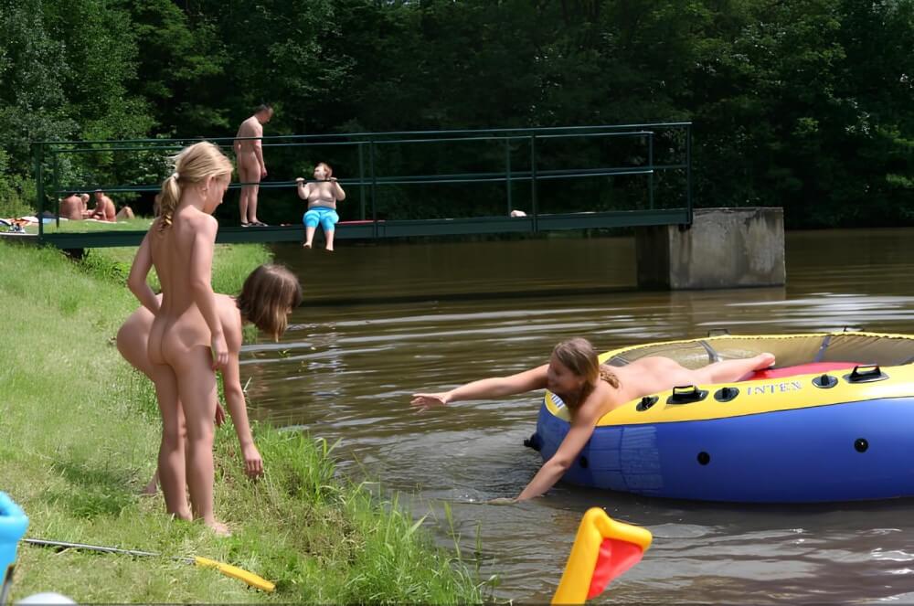 Naked Body gallery - In our home, we are all nudists