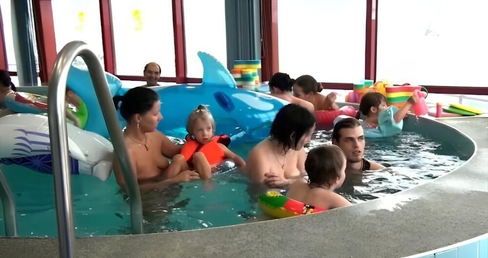 Indoor Swim Exercise - Events with completely naked people