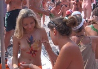 Neptune Ocean Festival # 2 Full HD - Lightheartedness and ease are characteristic features of the practice of nudism and naturism