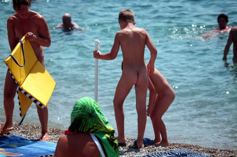Water Camp pics - Nudism knows no boundaries