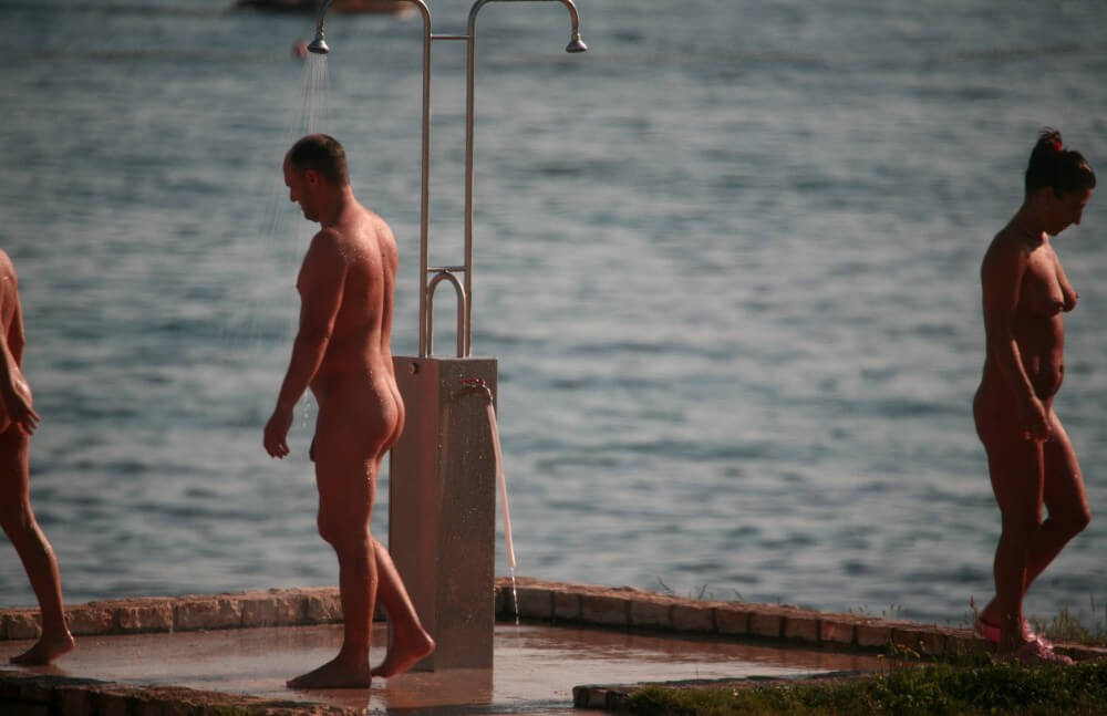 Naturist Shower at Dusk pics - Nudism is normal and fun