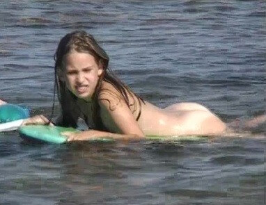 Naturistin: Julia and Hanna Am Meer - Naturism teaches respect and love for the natural world