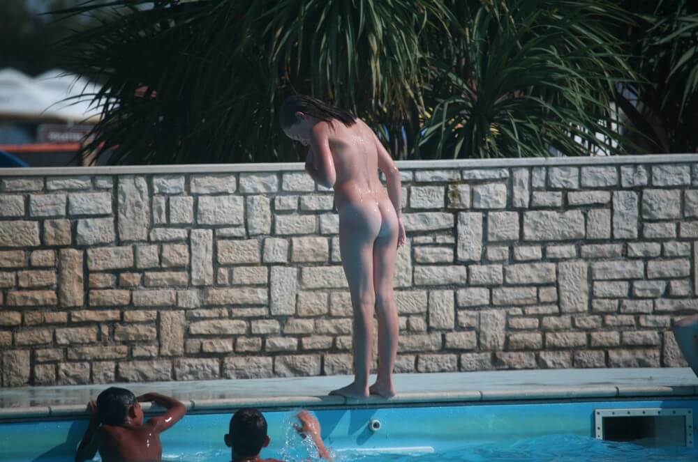 Naturist Pool-Side Singles pics - This is how naturism culture manifests itself
