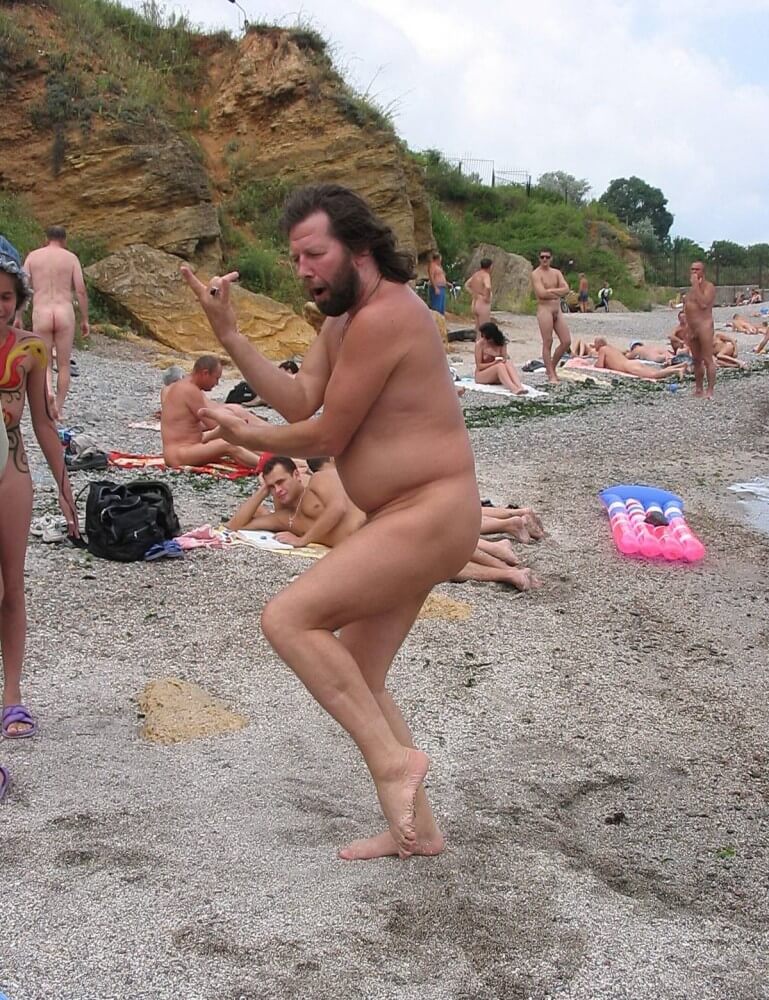Afternoon Beach Delight pics - Poor naked people and rich naked people in one place