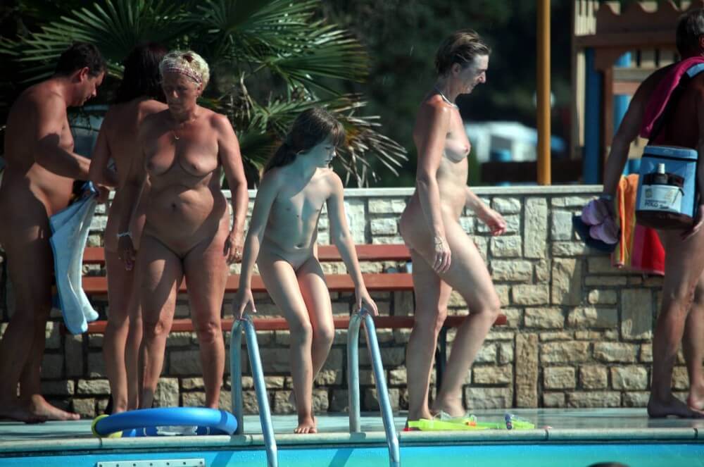 Naturist Pool Cleaning-Up pics - Joy and pleasure are part of the nudist experience