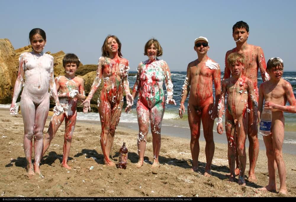 Naturism photo gallery # 58 - Nudists value harmony and tranquility