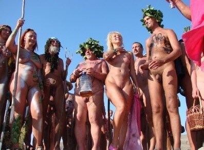 Nudism Beach Day photos - What exactly is nudismx