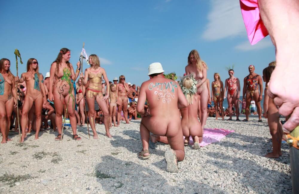 Naturist Boy Sun Warrior pics - The Naked Human Body