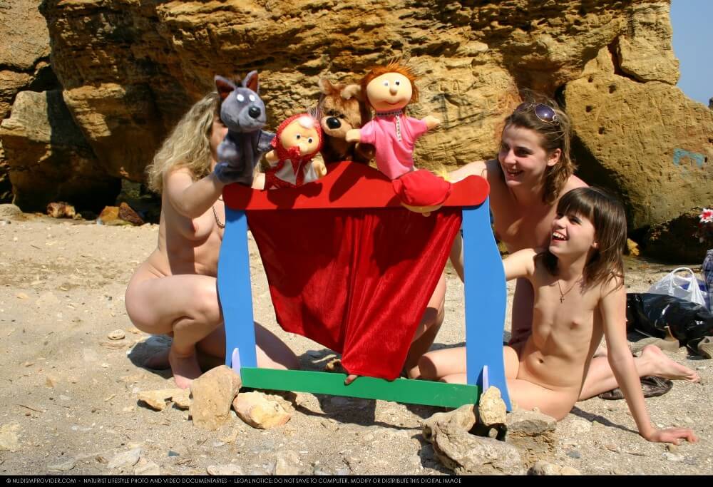 Premium Content # 33 - Nudity is an expression of naturalness and sincerity