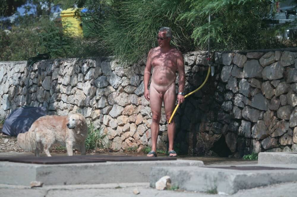 Shower-Wall Bath Parents pics - Freedom of choice is important for anyone who wishes to become a naturist