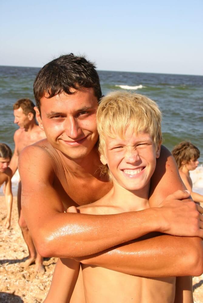 Naturist Group Pictures - Freedom is part of naturism