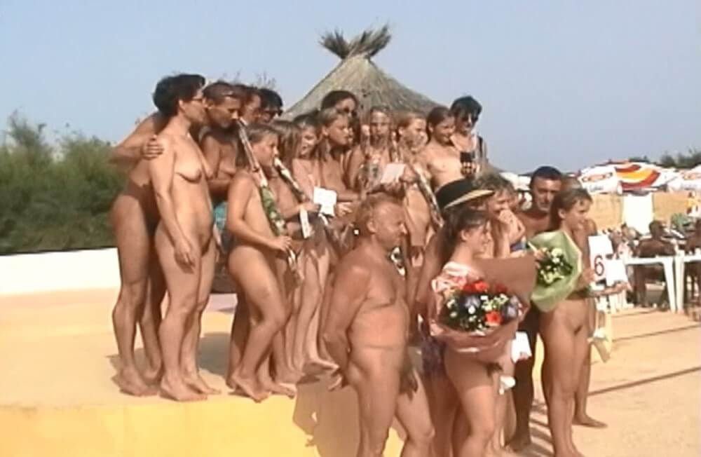 Miss Teen JR. Pageants # 20 video Sunat Natplus Full HD - Nudists strive for inner harmony and peace of mind