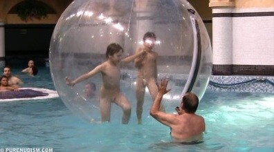 Aquatic Park Zone 1 - The first step toward home nudism